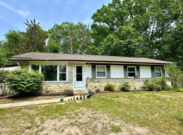 108 Martin L King Ave Ave, Egg Harbor Township, NJ 08234