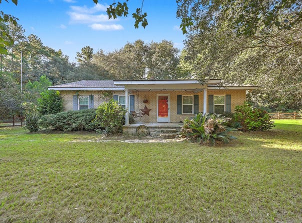 144 Wyman Street, Eutawville, SC 29048