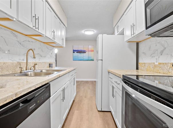 7645 Quincy Avenue, Denver, CO 80237