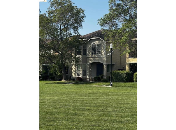 8224 Shay Cir, Stockton, CA 95212