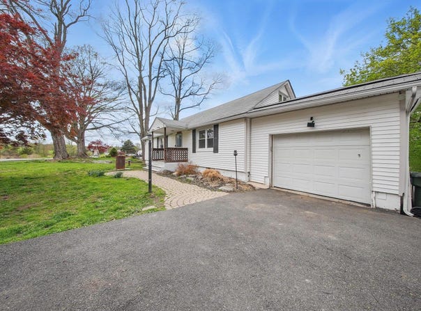 83 Woodcock Mtn Road, Washingtonville, NY 10992