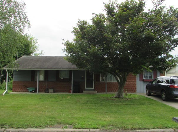 4 SUN VALLEY Drive, Sunbury, PA 17801