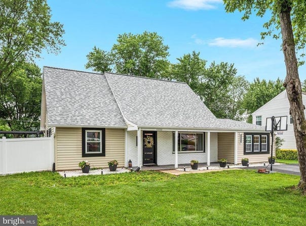 13222 Parson Lane, Fairfax, VA 22033