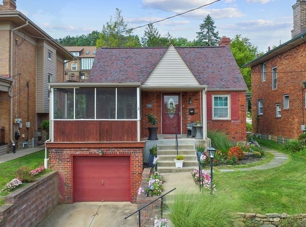 1006 Stanford Rd, Brighton Heights, PA 15212