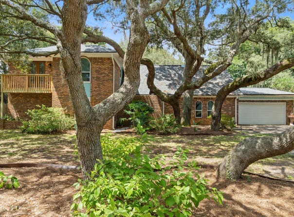 1555 Oak Shore Drive, Gulf Breeze, FL 32563