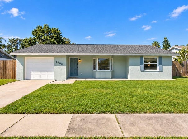 1232 18TH Avenue SW, LARGO, FL 33778