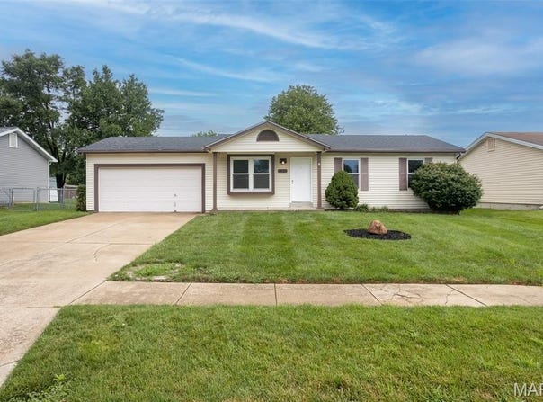 705 Daffodil, O'Fallon, MO 63366