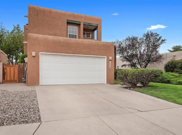 7220 Gallinas Avenue NE, Albuquerque, NM 87109