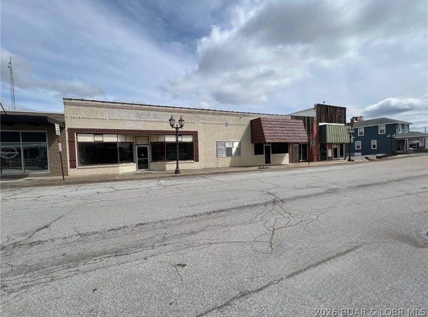 208/210 S Maple Street, Eldon, MO 65026