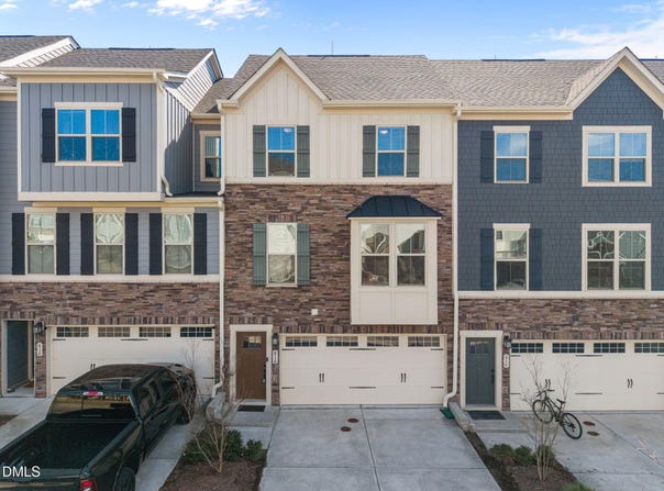 816 Channing Park Circle, Cary, NC 27519