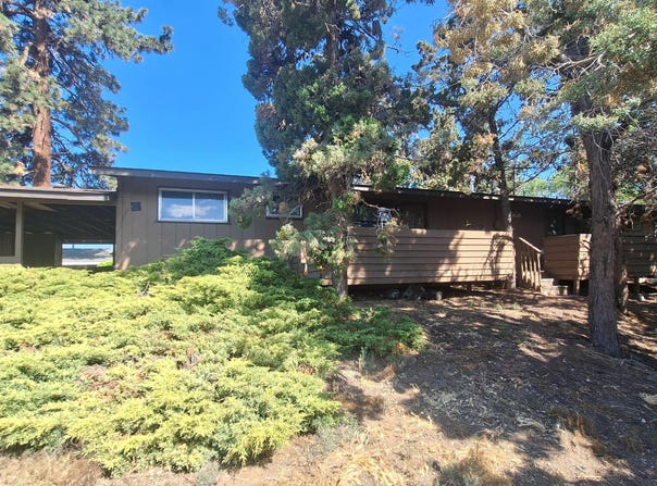 424 NE Thurston Avenue, Bend, OR 97701