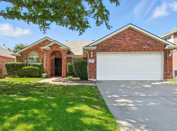 3007 Blake Street, Corinth, TX 76210