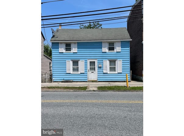 303 DAYTON STREET, PHOENIXVILLE, PA 19460