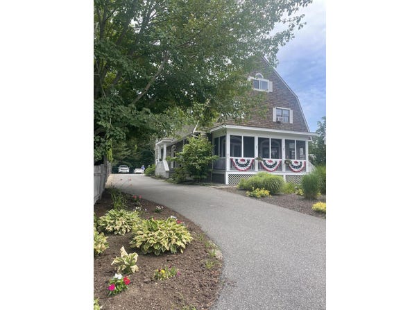 61 Fletcher Street, Kennebunk, ME 04043