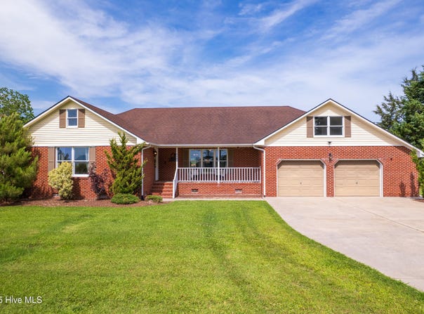828 Chapanoke Road, Hertford, NC 27944