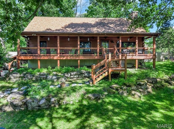 2838 Wild Ridge Drive, High Ridge, MO 63049