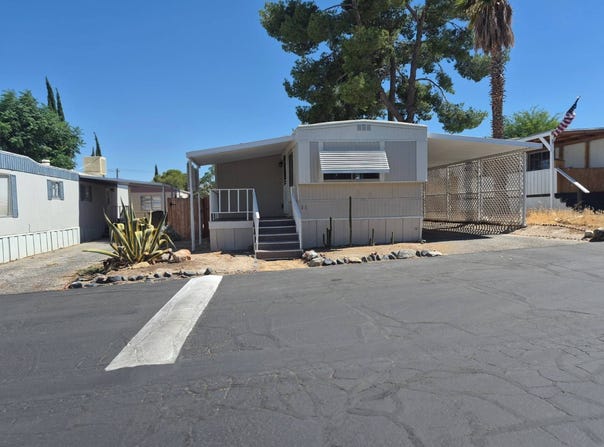10888 West Dr., Morongo Valley, CA 92256