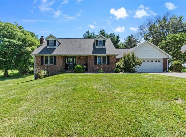 302 Country Lane, Jackson, MO 63755