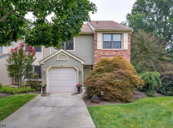 83 Haverford Ct, Hillsborough Twp., NJ 08844-5211