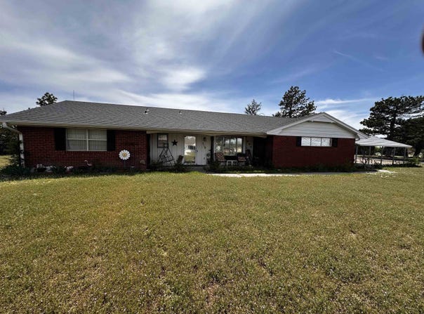 519 E Eighth, Shattuck, OK 72858