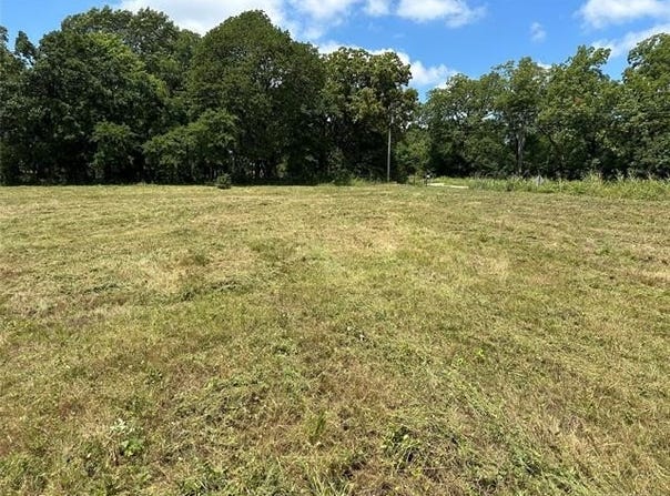 002 Folsom Road, Durant, OK 74701