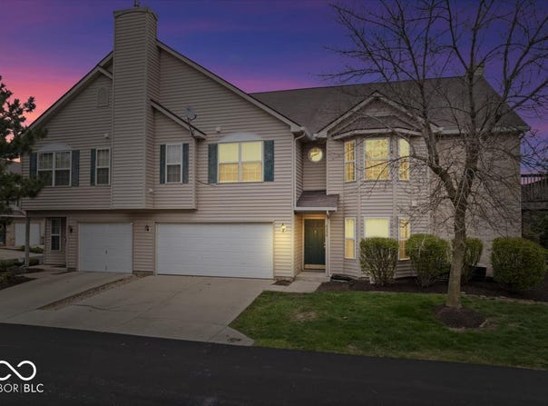 6259 Bishops Pond Lane, Indianapolis, IN 46268