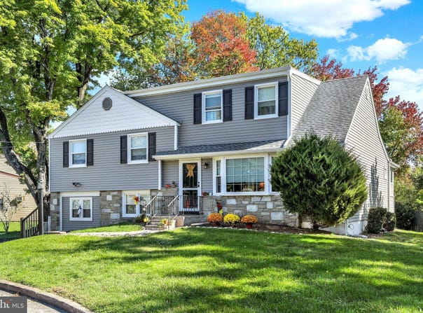 121 CLAYTON Road, HATBORO, PA 19040