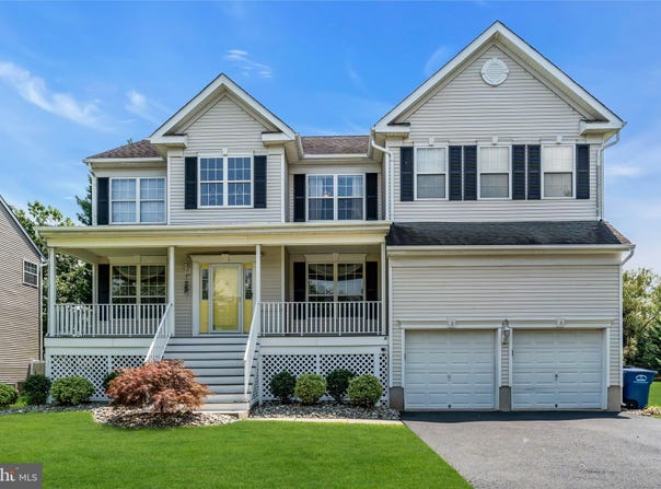 3 PHEASANT COURT, COLUMBUS, NJ 08022