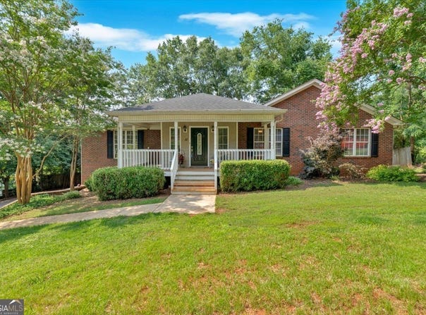 11 Chestnut, Cartersville, GA 30120