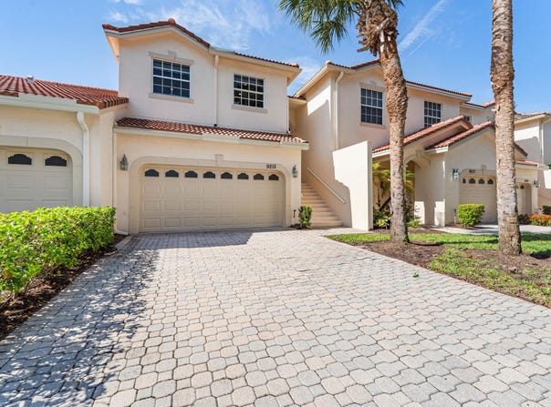 9215 Wentworth Lane, Port Saint Lucie, FL 34986