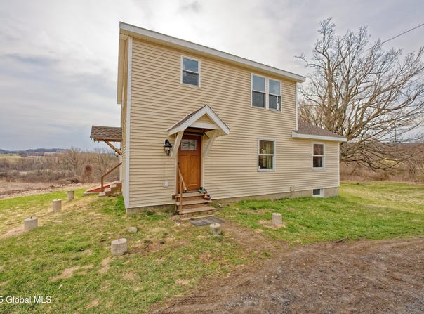 197 Dorn Road, Amsterdam, NY 12010
