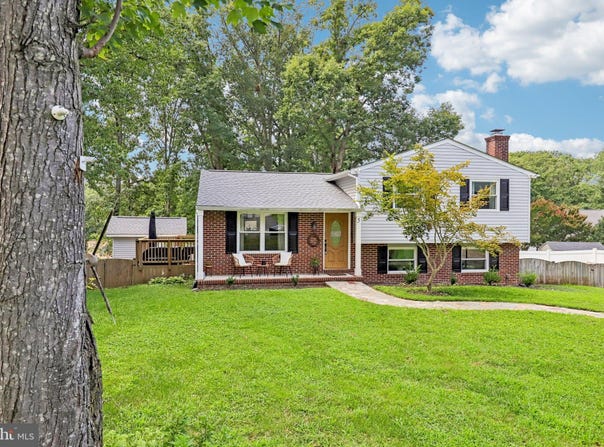 5 CREEKWOOD Lane, FREDERICKSBURG, VA 22405