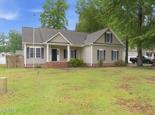 403 Buxton Way, New Bern, NC 28562