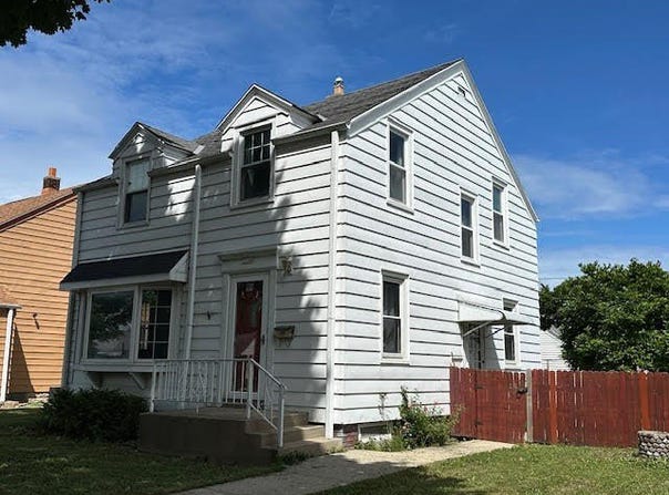 3144 S 22nd St, Milwaukee, WI 53215