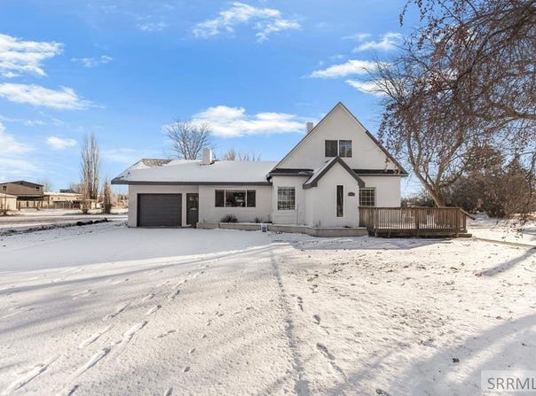 11090 N 45th E, Idaho Falls, ID 83401