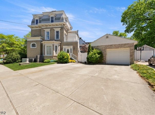 208 W Milton Ave, Rahway City, NJ 07065-3248