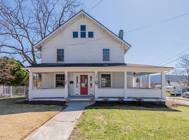 405 E North St, Wytheville, VA 24382