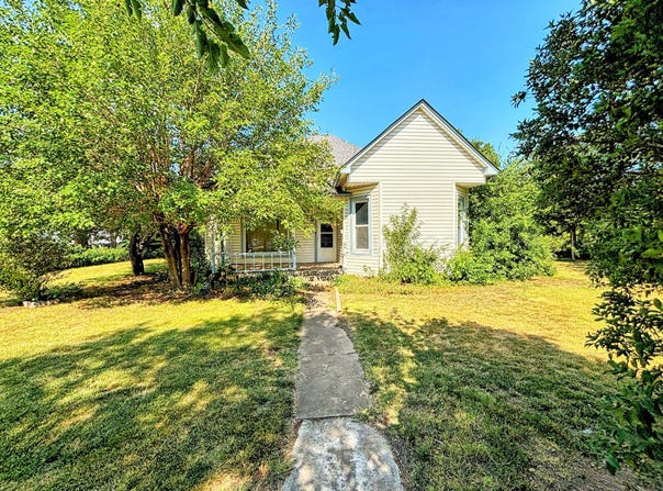522 S Baylor Street, Perryton, TX 79070