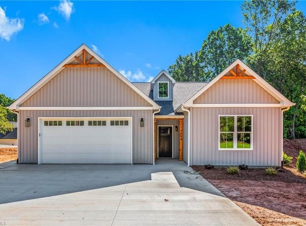 4608 Cedar Farm Lane, Pfafftown, NC 27040