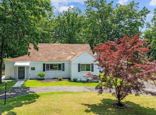 5004 BARNABY LANE, OXON HILL, MD 20745