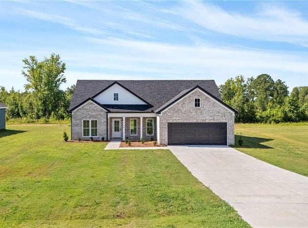 1104 30th St., Valley, AL 36854