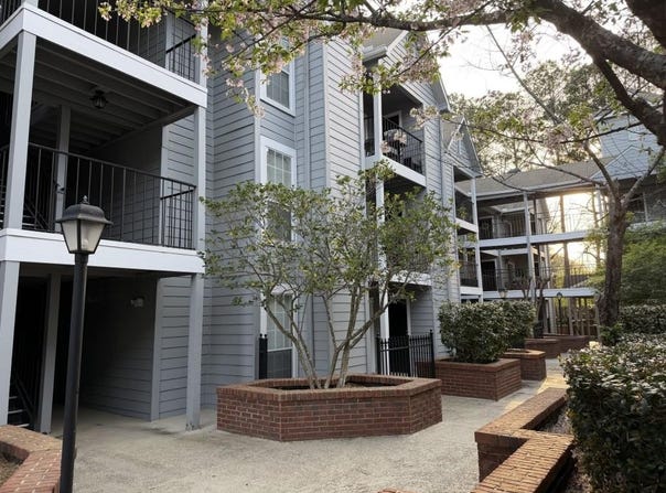 418 Granville Court, Atlanta, GA 30328