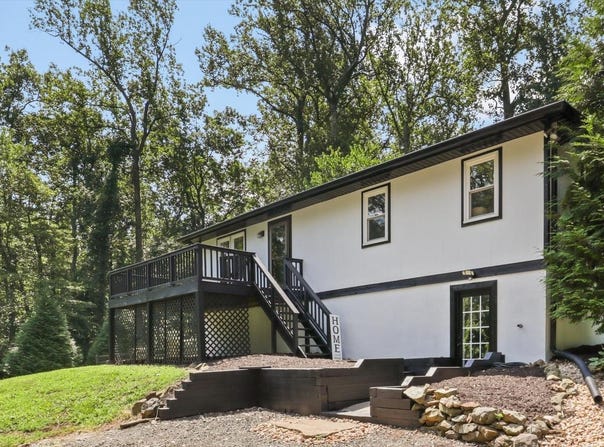 7047 WOODLEY HEIGHTS DRIVE, WARRENTON, VA 20186