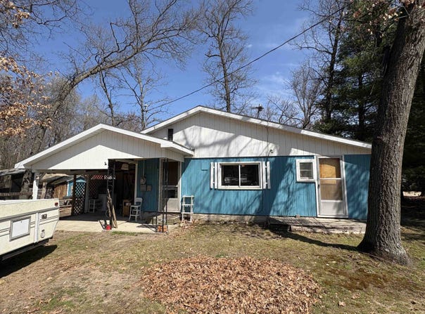 2779 Ivan, Harrison, MI 48625