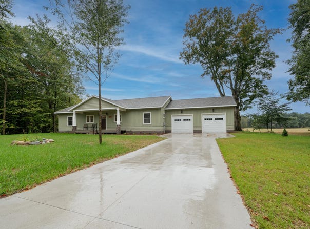 3935 W Destiny Drive, Hart, MI 49420