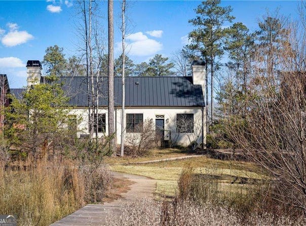 377 Anders, Chattahoochee Hills, GA 30268
