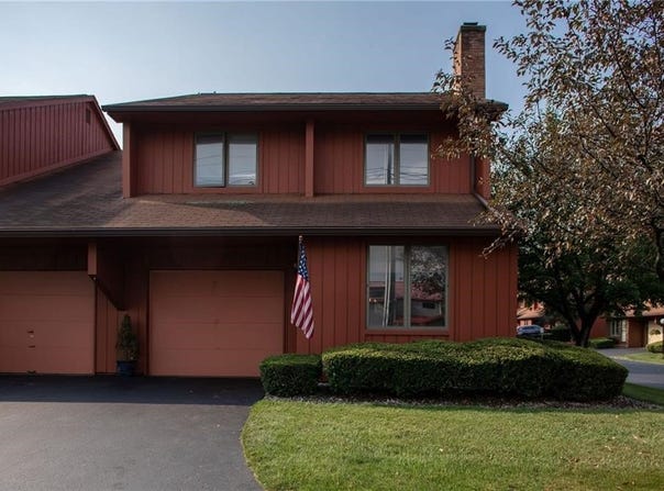 2 Treetop Drive, Perinton, NY 14450