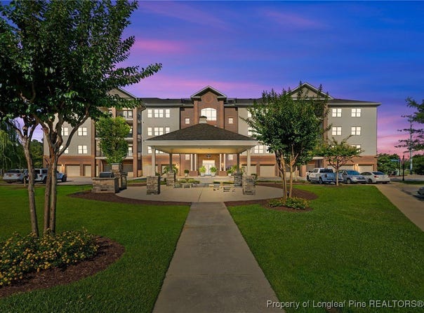 220-404 Hugh Shelton Loop unit: 404, Fayetteville, NC 28301