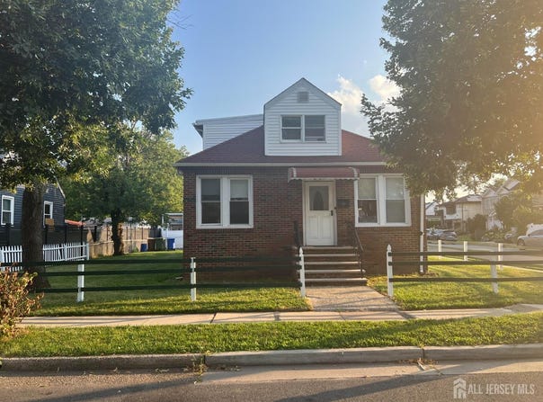 819 Carnegie Street, Linden, NJ 07036