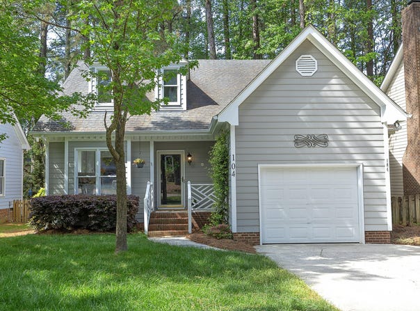 104 Silver Fox Court, Cary, NC 27511